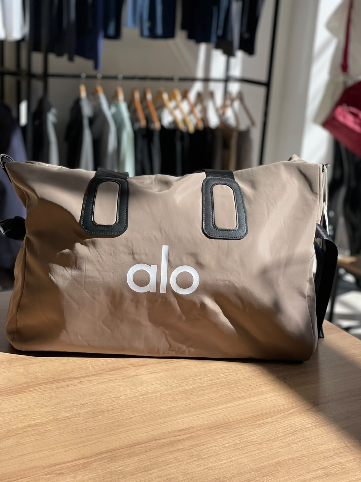 Bolsa Tote Alo Taupe