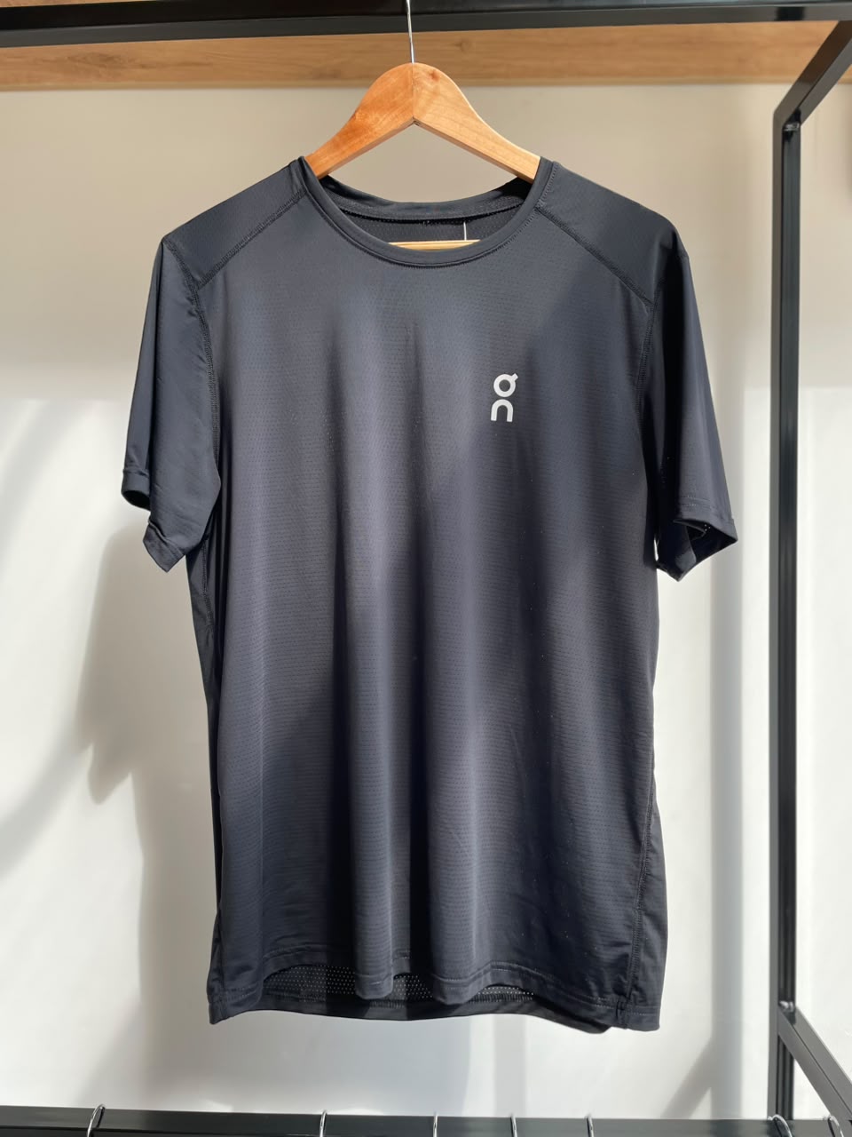 Camiseta On Running Preta